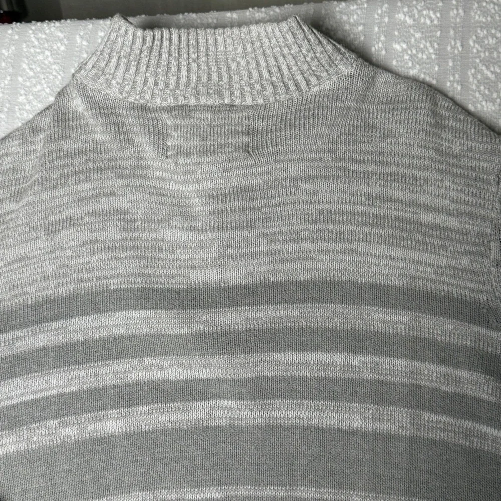 Urban Pipeline Mens 1/4 Zip Striped Old Money Sweater Size XL Gray Preppy Layers